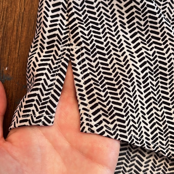 Croft & Barrow Tank size M black and white pattern - Picture 8 of 8